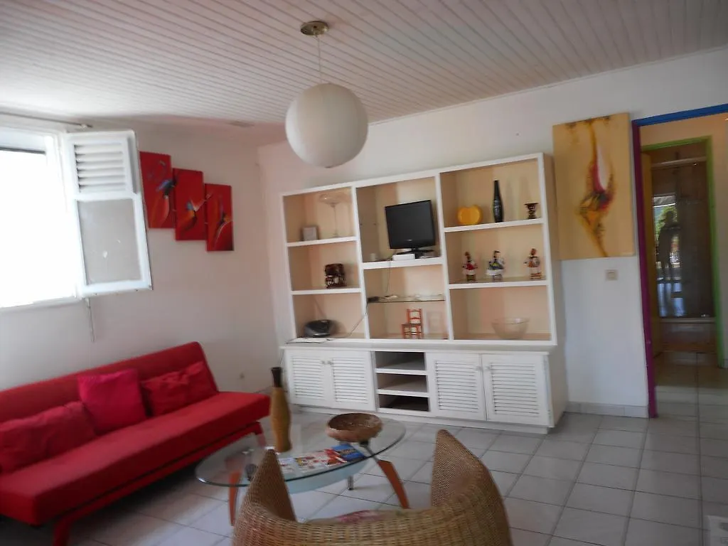 Appartement Vue Jardin Fleuri Le Lamentin Apartment