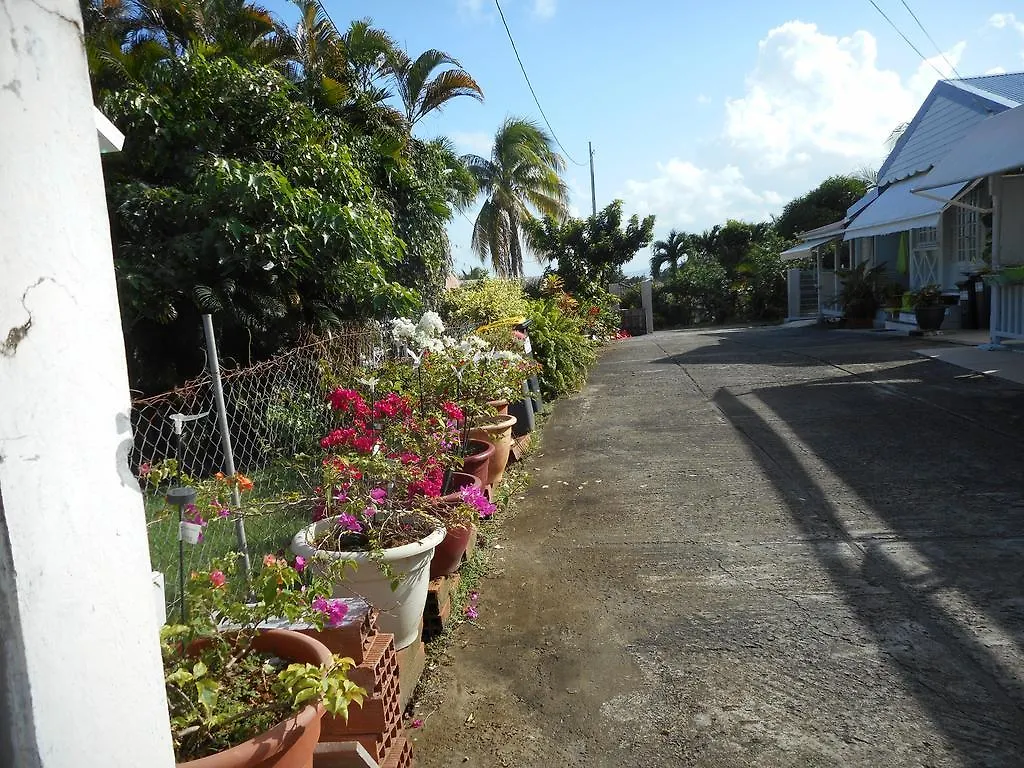Apartment Appartement Vue Jardin Fleuri Le Lamentin Martinique